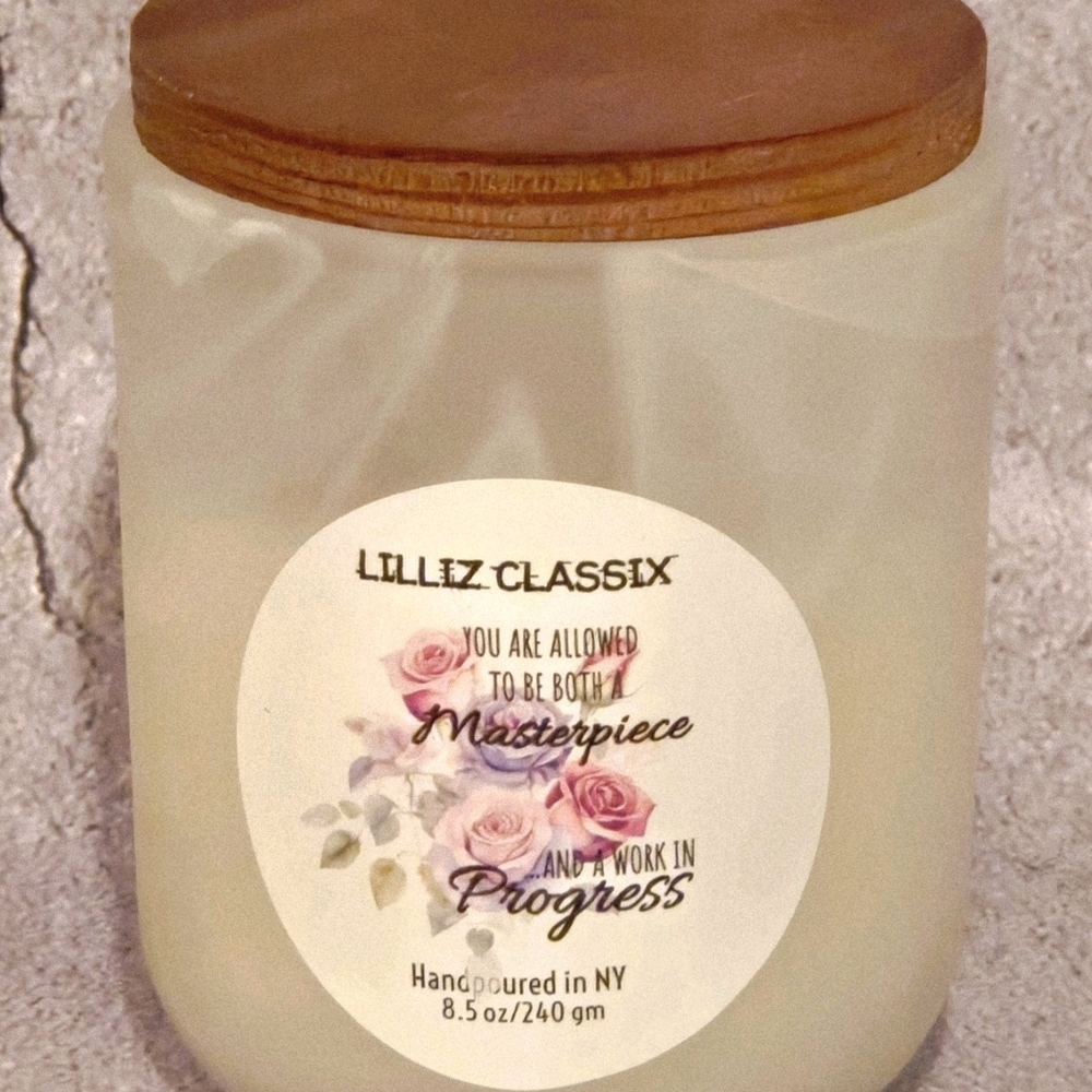 Lilliz Classix Scented Soy Candle